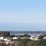 Apartment Ou T2 Climatises, Vue, Parking, Piscine, Wifi Gratuit