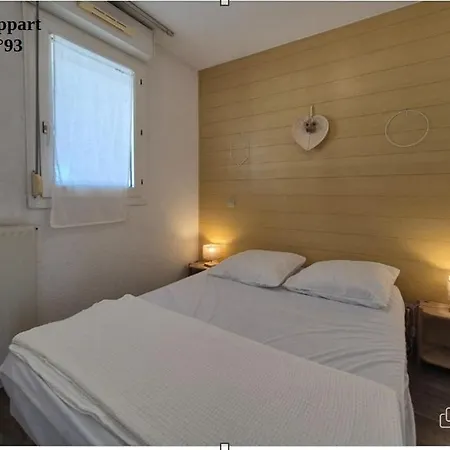 T2 Ou Classes, Climatises, Au 2eme Et 3eme Etage Avec Ascenseur, Vue Panoramique, Parking, Piscine, Wifi Apartmán *