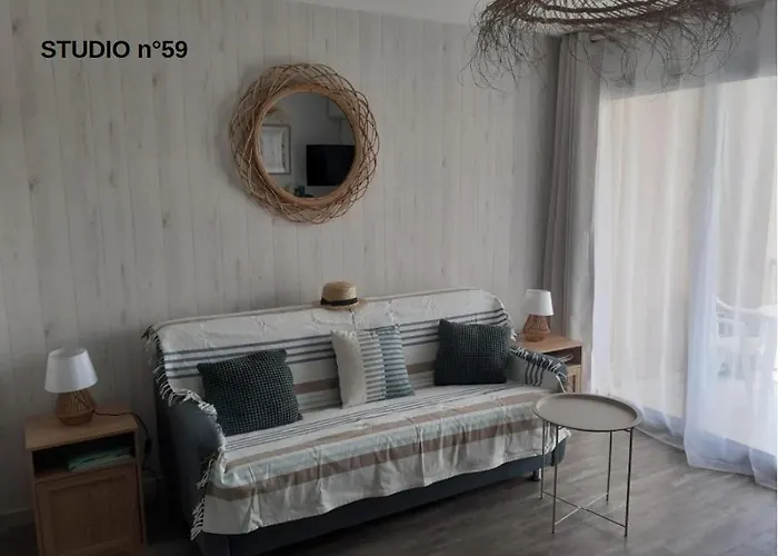 Apartamento T2 Ou Classés, Climatisés, Au 2ème Et 3ème Dernier étage Avec Ascenseur, Vue Panoramique, Parking, Piscine, Wifi