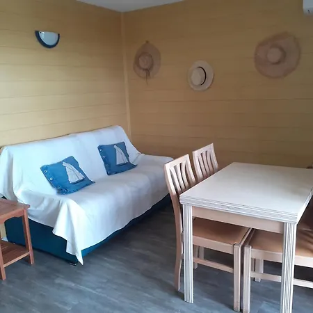 Studio59 Ou T2-93, Climatises, Vue, Parking, Piscine, Wifi Gratuit * Balaruc-les-Bains