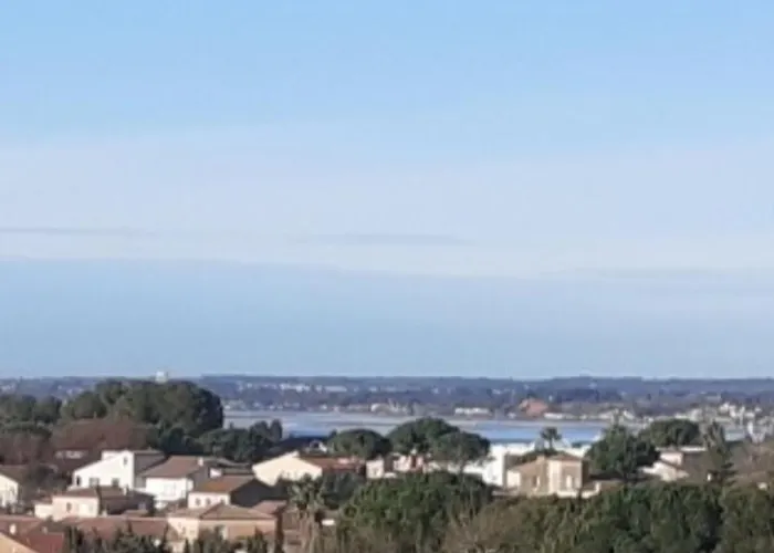 Appartement Ou T2 Climatises, Vue, Parking, Piscine, Wifi Gratuit