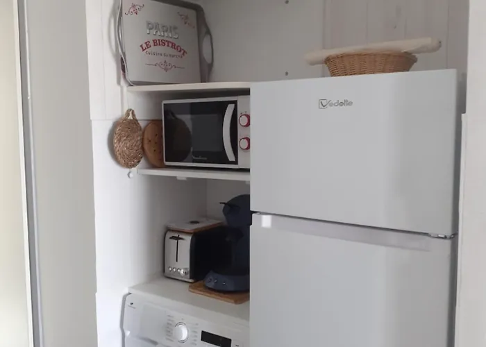 Appartement Ou T2 Climatises, Vue, Parking, Piscine, Wifi Gratuit Balaruc-les-Bains